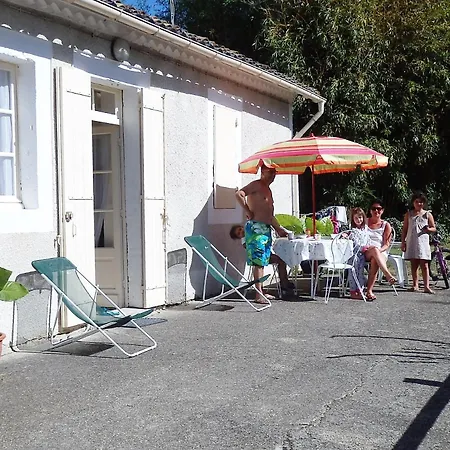 Domaine De Laroque Lou Maisouet